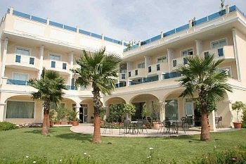 Gardenia Hotel Lazzaro エクステリア 写真