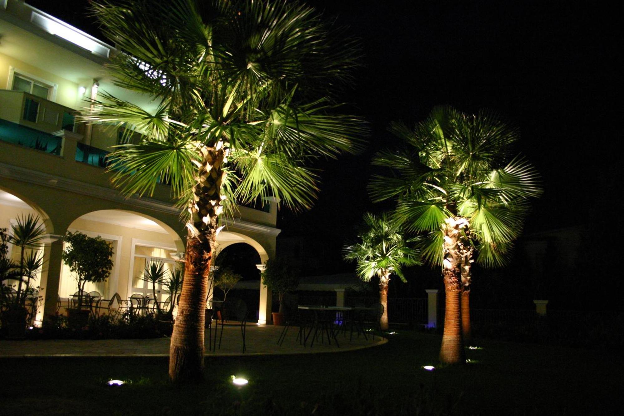 Gardenia Hotel Lazzaro エクステリア 写真