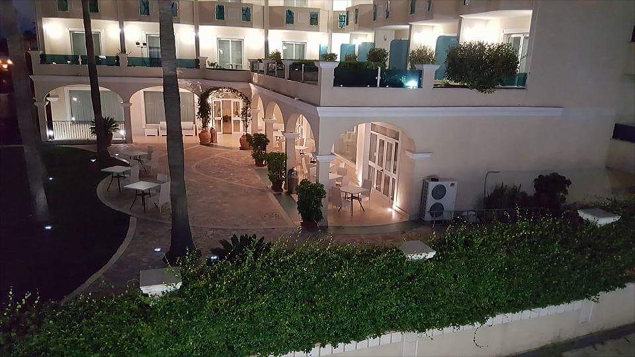 Gardenia Hotel Lazzaro エクステリア 写真